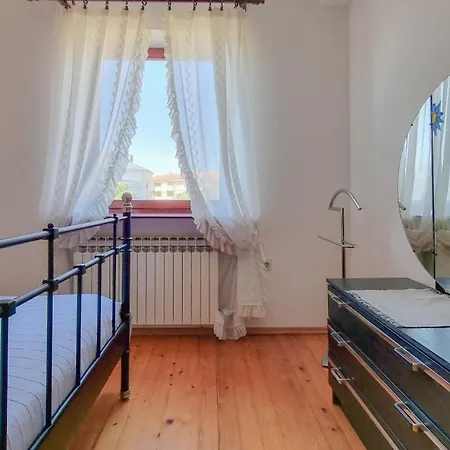 Nadja A4 * Zambratija (Istria)