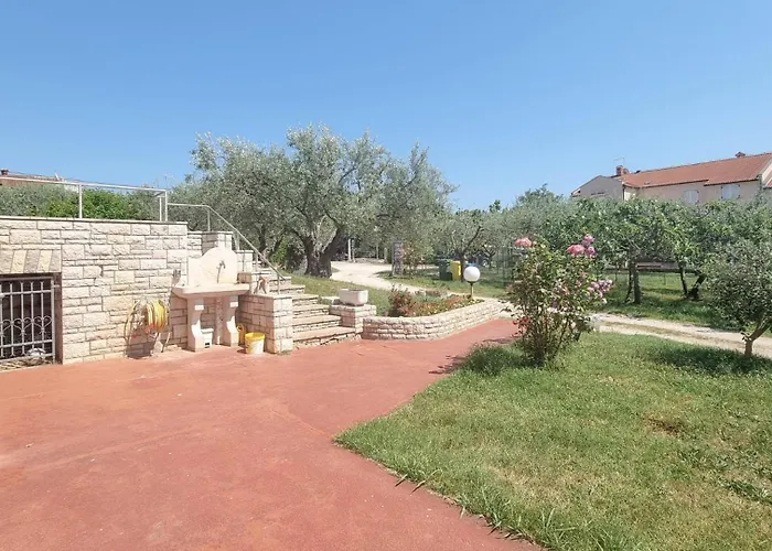 Nadja A4 Zambratija (Istria)