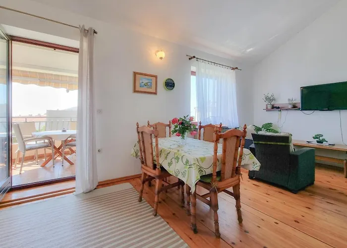 Nadja A4 Zambratija (Istria)